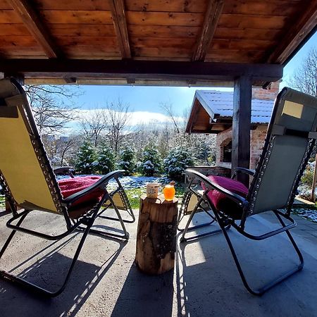 Holiday Home The Hive スルニュ エクステリア 写真