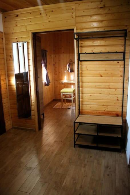 Holiday Home The Hive スルニュ エクステリア 写真